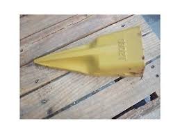 9W8309,9W-8309 mačji tigrasti zub s dugim vrhom